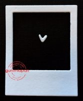 Polaroidfotoramstansmall med hjärta från Gummiapan ca 4x5 cm
