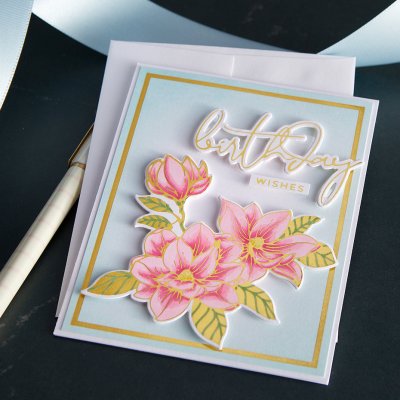 MAGNOLIA Glimmer Blooms Glimmer Hot Foil Plate & Die - Värmeplatta och stansmall från Spellbinders ca 8,9x7,9 cm