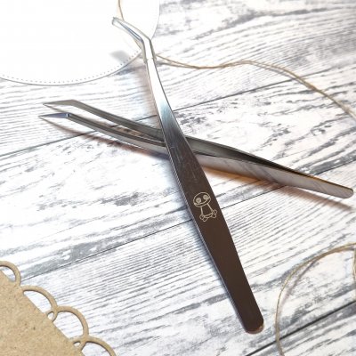 Tweezers (1pc) from Gummiapan