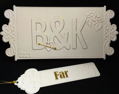 Slimcard Ornament Cutting & Embossing Die - Slimline-stansmallar från By Lene