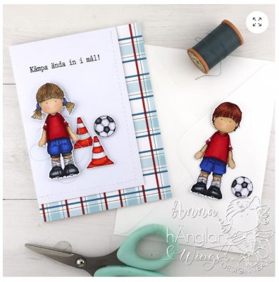 Lirare fotbollskille och -tjej stämpelset från Hänglar & Wings A6