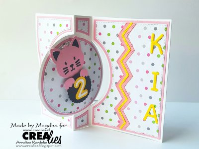SWING CARD WITH CIRCLE On The MOVE Design J die set - Stansmallar från CreaLies 13,5x13,5 cm