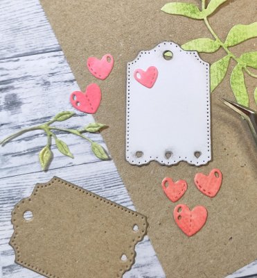 TRE SMÅ HJÄRTANstansmallar från Gummiapan ca 12,5x11,5 , 11x10, 10x9 mm