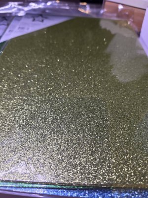 SPRING GREEN GLITTER CARDSTOCK - Gulgrönt glitterpapper från Paper favourites A4