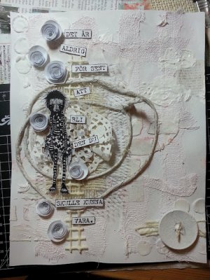 vit snurrblomma mixed media