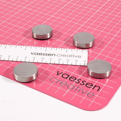 Work easy magnetic surface (som make art stay-tion) - Arbetsyta på en metallplatta från Vaessen Creative 30*30 cm